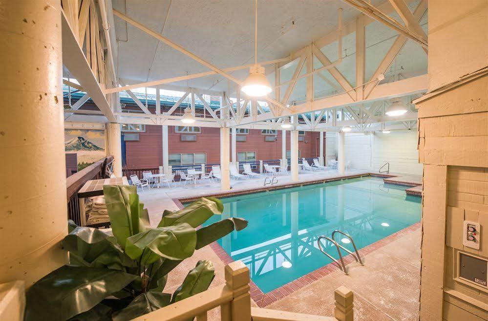 Sweetwater Lift Hotel